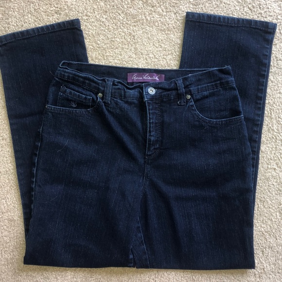 Gloria Vanderbilt ‘Amanda’ Jeans - Picture 2 of 4